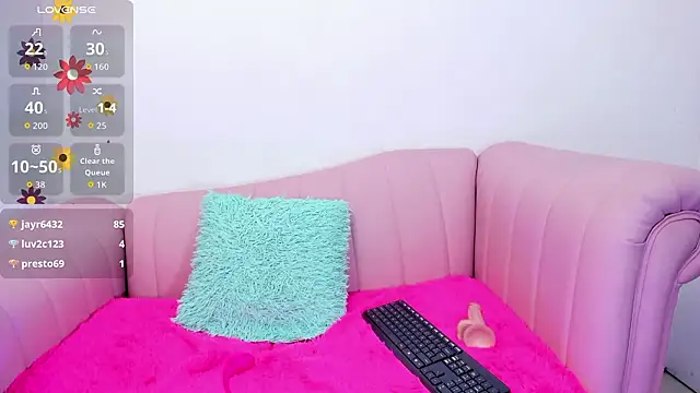 Snapshot of BlondieCutee chatting on 01/31/26, 07:12 BlondieCutee online show from 01/31/26, 07:12