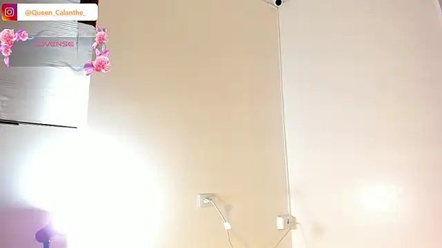 CALANTHELOVE1 online show from 04/15/26, 08:20