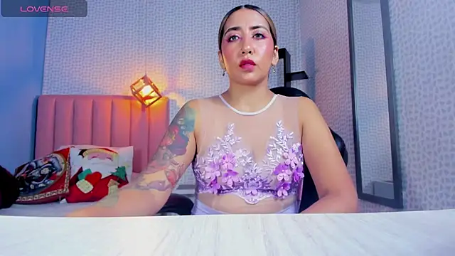 CALANTHELOVE1 online show from 12/02/25, 03:19