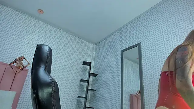 CALANTHELOVE1 online show from 10/06/25, 03:19