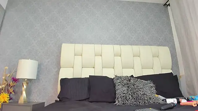 amanda29 online show from 10/20/25, 07:14