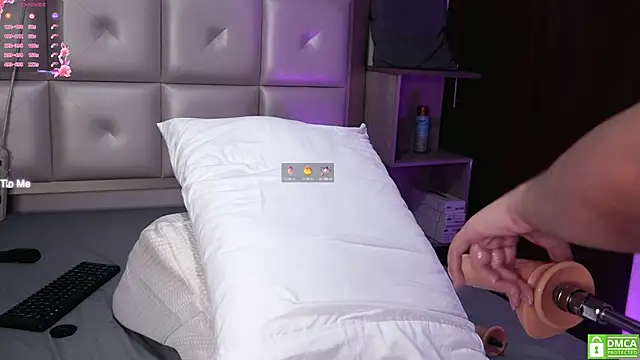 sammy liz online show from 10/11/25, 01:45