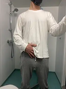 Snapshot of redslave chatting on 02/09/26, 12:58 redslave online show from 02/09/26, 12:58