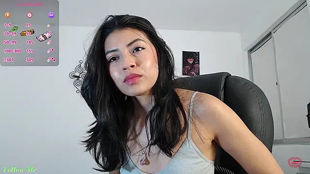 ellajonz online show from 06/20/26, 11:54