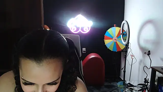 Snapshot of AliceSweet4U chatting on 03/11/25, 05:02 AliceSweet4U online show from 03/11/25, 05:02