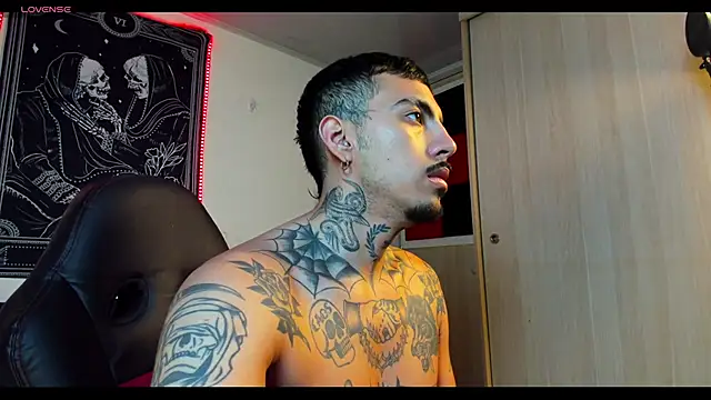 scockpion   online show from 02/12/25, 08:59