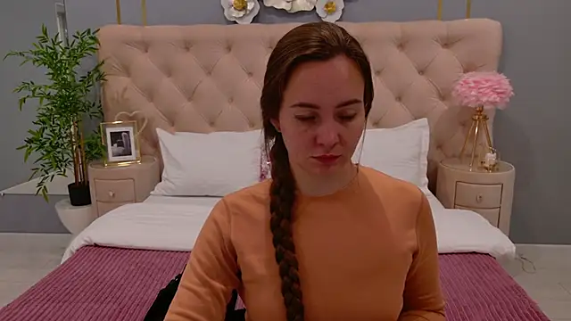 JaniceCollins online show from 11/06/25, 02:04