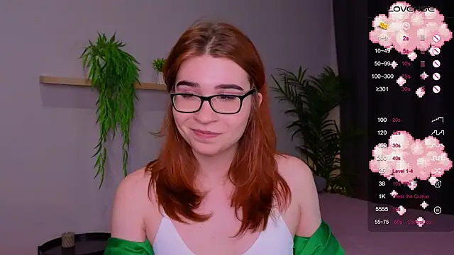 Snapshot of Anncouette_ chatting on 02/08/25, 10:18 Anncouette  online show from 02/08/25, 10:18