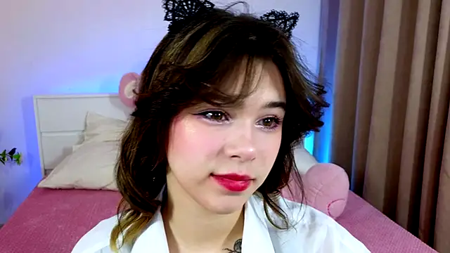 Snapshot of Hotary_Yuko chatting on 02/13/25, 12:00 Hotary Yuko online show from 02/13/25, 12:00