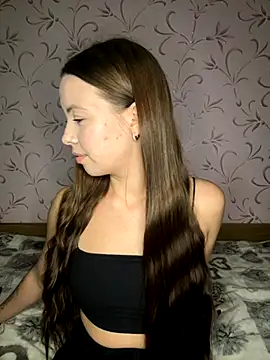 Arielle Swan online show from 10/14/25, 02:28