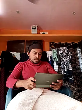 bigcock thick online show from 11/25/25, 02:45