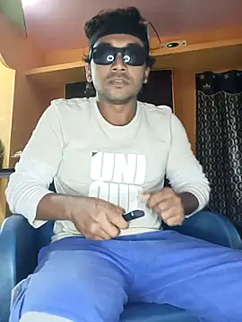 bigcock thick online show from 02/08/26, 03:43