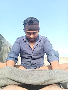 bigcock thick online show from 03/11/26, 03:00