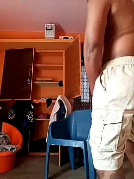 bigcock thick online show from 02/21/26, 03:08