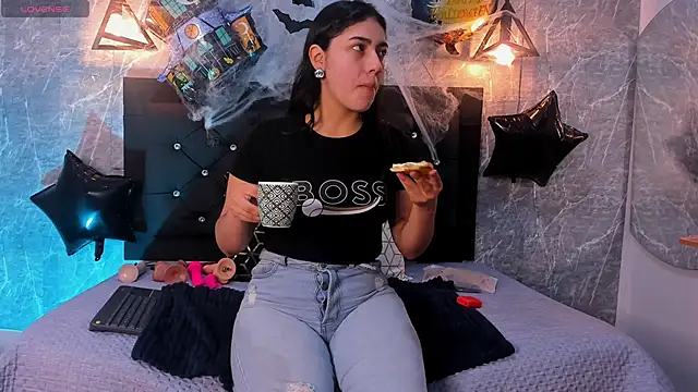 emberhodson online show from 10/17/25, 11:56