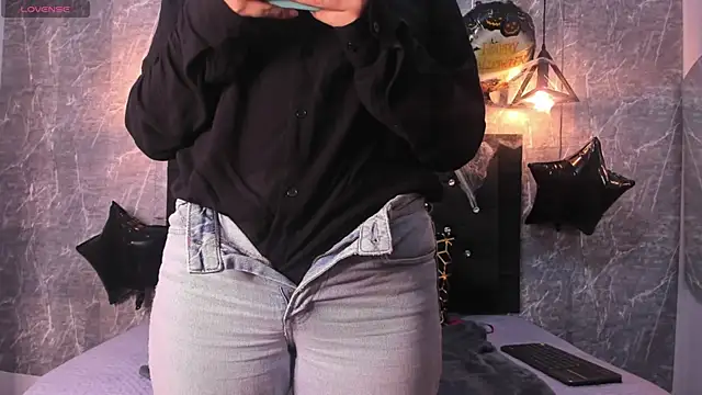 emberhodson online show from 10/18/25, 12:29