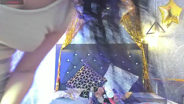 emberhodson online show from 10/09/25, 11:33