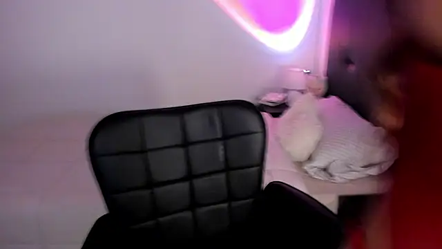 soymmia1 online show from 11/27/25, 05:02