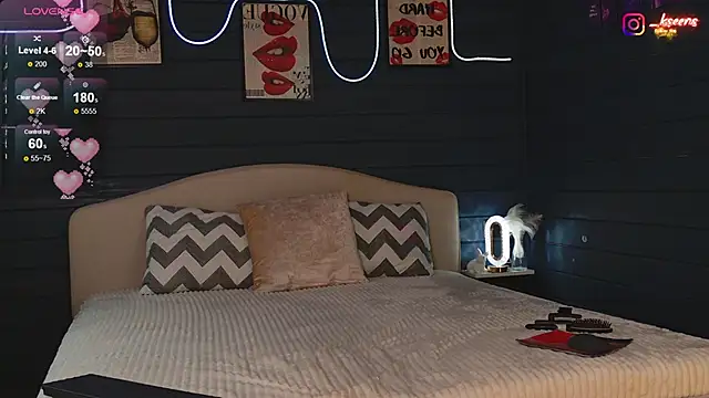 Eseensia online show from 10/04/25, 02:24