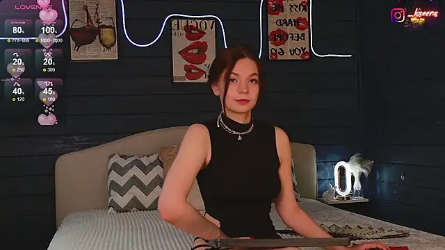 Eseensia online show from 10/03/25, 02:37