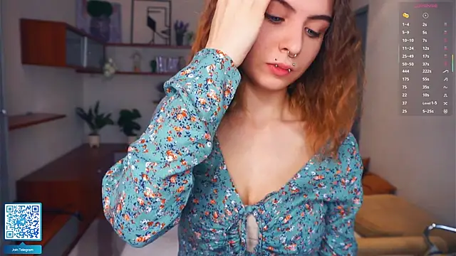 Snapshot of ErlinaBuoy chatting on 01/07/26, 05:45 ErlinaBuoy online show from 01/07/26, 05:45