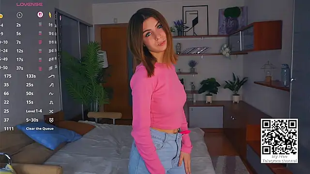 ErlinaBuoy online show from 11/24/25, 06:35