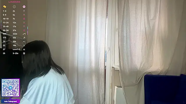 ErlinaBuoy online show from 03/26/26, 06:33