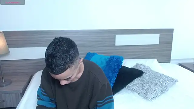 Snapshot of Liiamthompson chatting on 11/08/25, 10:52 Liiamthompson online show from 11/08/25, 10:52