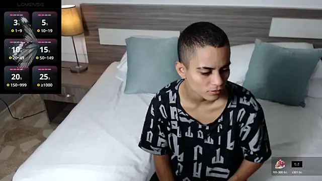 Liiamthompson online show from 04/02/26, 09:49