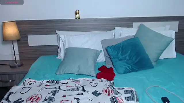 Liiamthompson online show from 02/01/26, 09:40