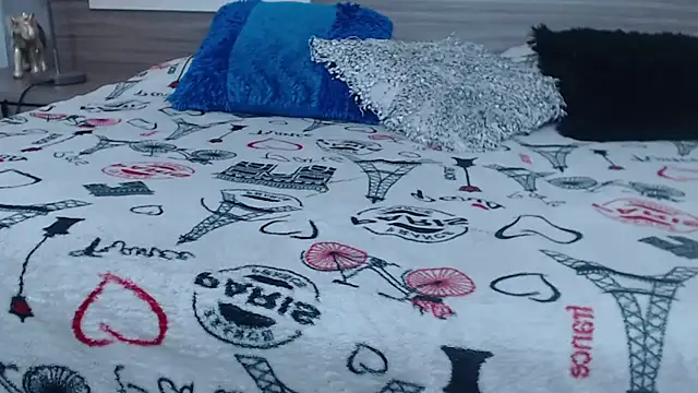 Snapshot of Liiamthompson chatting on 10/11/25, 11:33 Liiamthompson online show from 10/11/25, 11:33