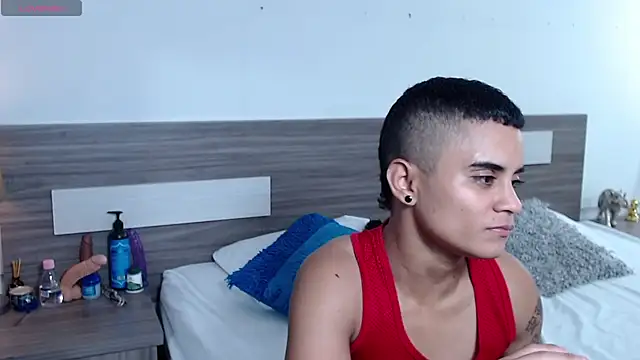 Snapshot of Liiamthompson chatting on 12/16/25, 09:35 Liiamthompson online show from 12/16/25, 09:35