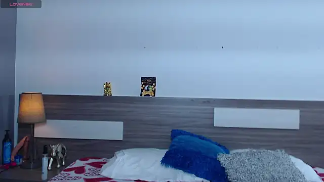 Snapshot of Liiamthompson chatting on 10/23/25, 12:59 Liiamthompson online show from 10/23/25, 12:59