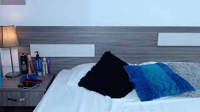 Snapshot of Liiamthompson chatting on 12/17/25, 09:09 Liiamthompson online show from 12/17/25, 09:09