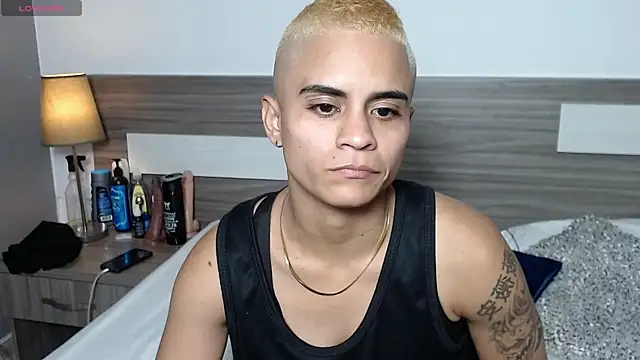 Liiamthompson online show from 01/08/26, 10:27