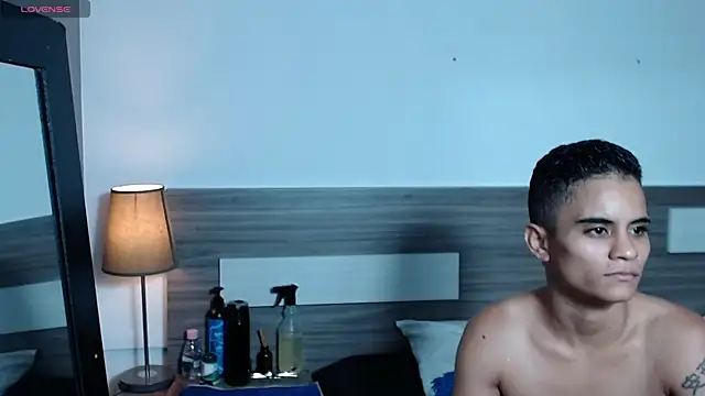 Snapshot of Liiamthompson chatting on 12/05/25, 09:41 Liiamthompson online show from 12/05/25, 09:41