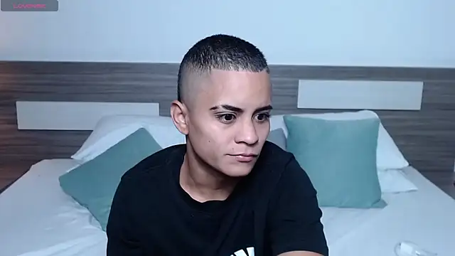 Liiamthompson online show from 03/24/26, 09:31