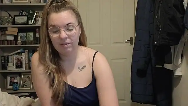 Demi WelshX online show from 11/14/25, 09:35