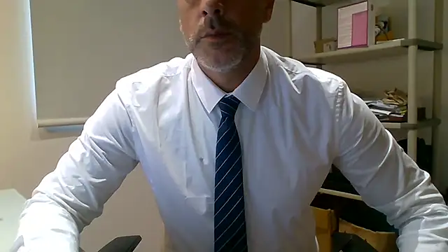 66MA69 online show from 04/11/26, 07:45