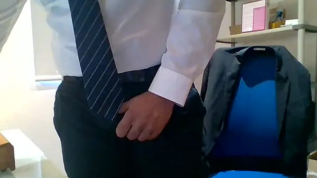 66MA69 online show from 03/22/26, 08:05