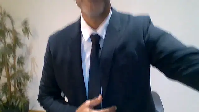 66MA69 online show from 06/17/26, 05:29