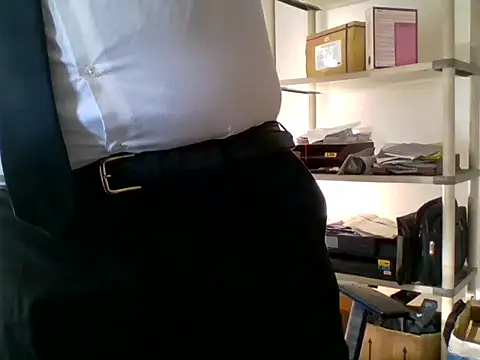 Snapshot of 66MA69 chatting on 10/06/25, 07:53 66MA69 online show from 10/06/25, 07:53