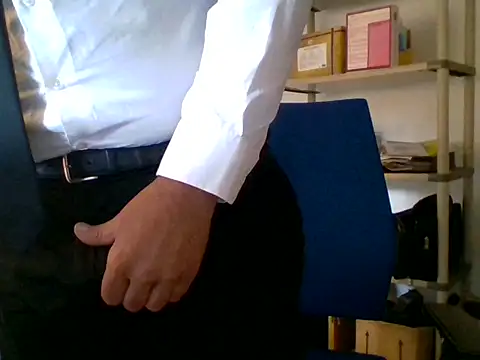 Snapshot of 66MA69 chatting on 09/24/25, 07:04 66MA69 online show from 09/24/25, 07:04