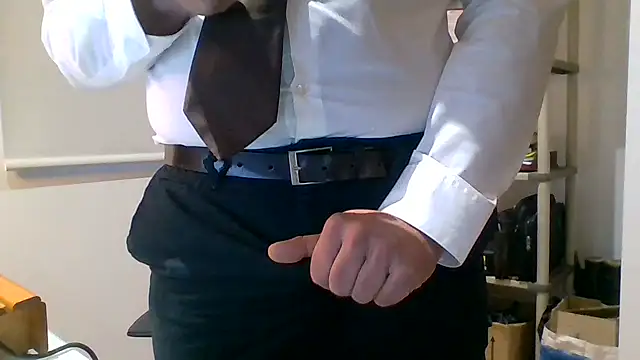 Snapshot of 66MA69 chatting on 12/18/25, 04:33 66MA69 online show from 12/18/25, 04:33