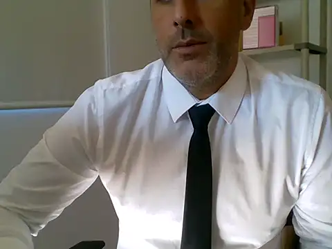 Snapshot of 66MA69 chatting on 09/09/25, 09:30 66MA69 online show from 09/09/25, 09:30