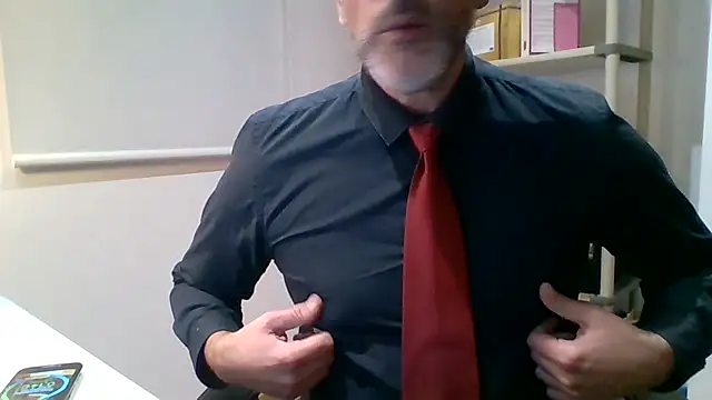 Snapshot of 66MA69 chatting on 10/30/25, 10:17 66MA69 online show from 10/30/25, 10:17