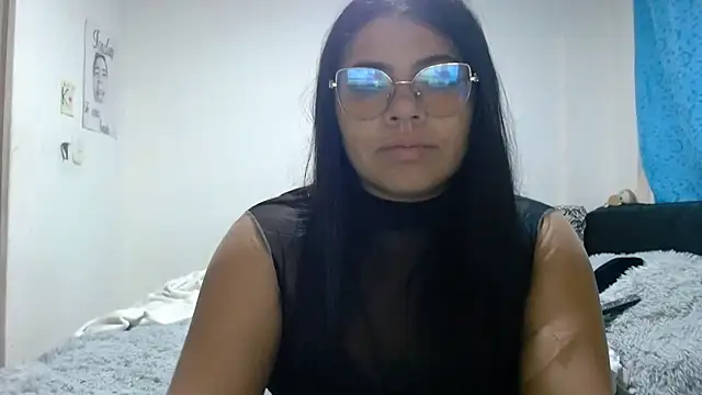 Snapshot of viccky_vick chatting on 07/19/26, 05:16 viccky vick online show from 07/19/26, 05:16