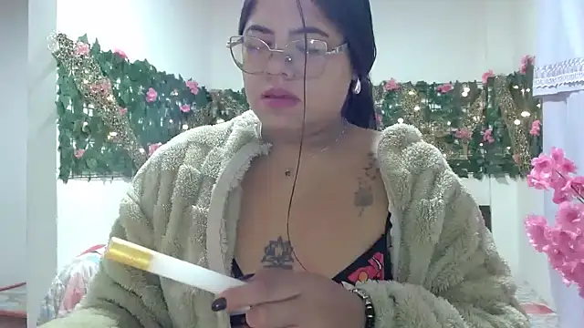 viccky vick online show from 11/30/25, 04:57