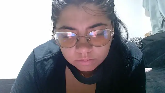 viccky vick online show from 04/17/26, 02:03