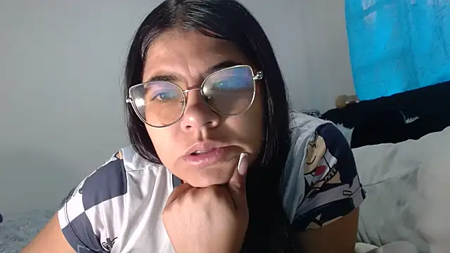 Snapshot of viccky_vick chatting on 07/18/26, 12:58 viccky vick online show from 07/18/26, 12:58